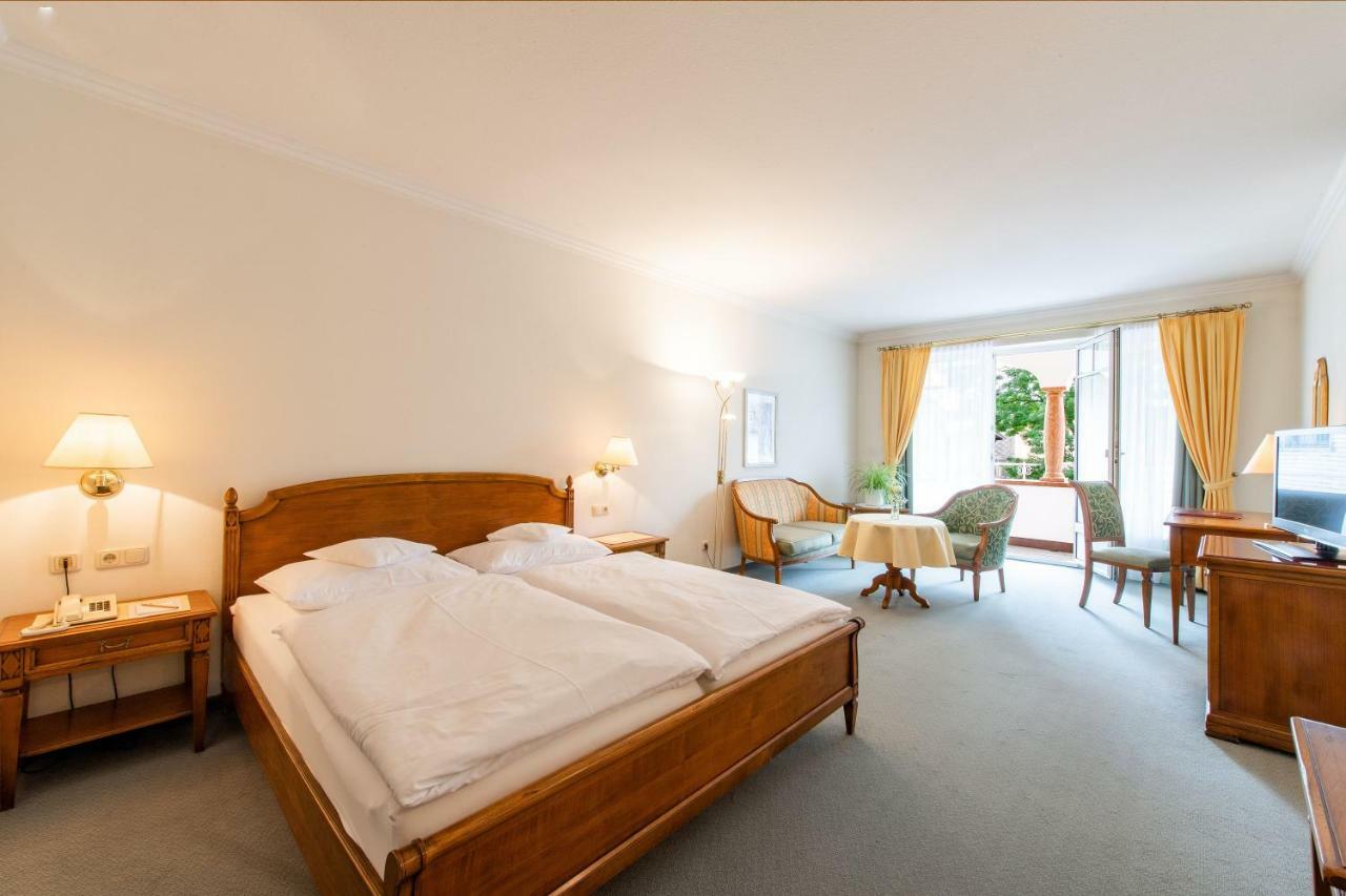 Hotel Leitnerbrau モントゼー エクステリア 写真